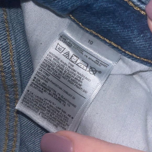 Old Navy High Rise Shorts size 10 - Picture 3 of 3